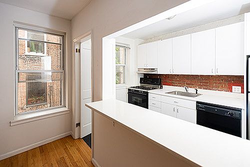 3rd image of 47 W 12th St APT 4R