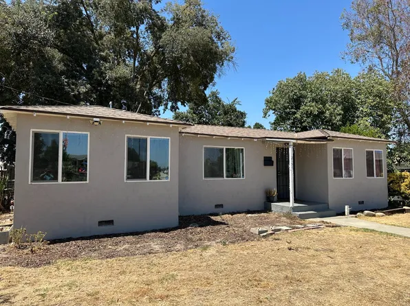 2157 Locust St, Selma, CA 93662