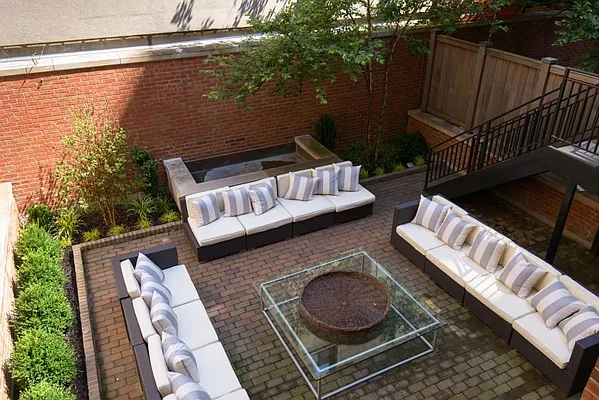 Sold by Corcoran | media 6