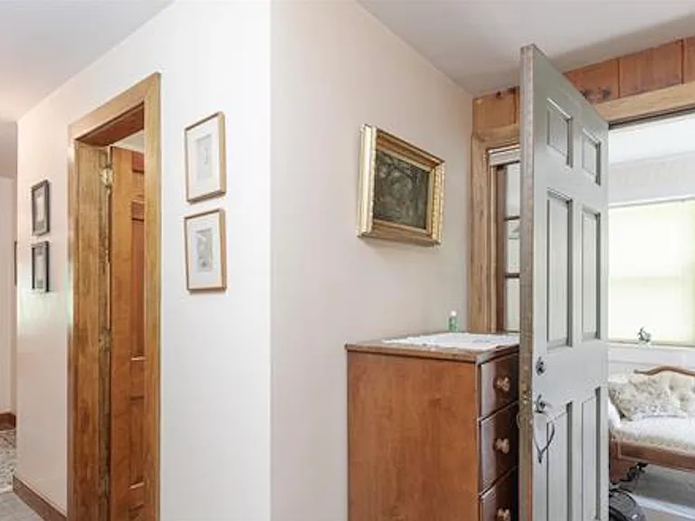 51 Prospect Hill Rd — Photo 17