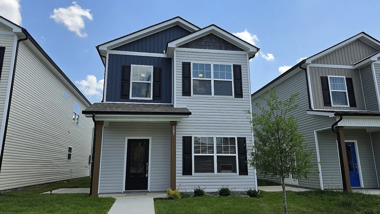 4 bed, 2.5 bath, 1624 sqft, $2,200 — Photo 1
