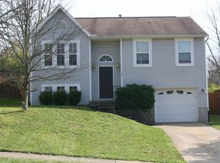 1009 Pebble Creek Dr, Elsmere, KY 41018