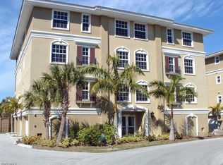 10090 Lake Cove Dr APT 301, Fort Myers, FL 33908
