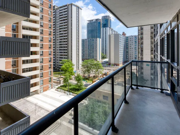 561 Sherbourne, 561 Sherbourne St, Toronto, ON M4X 0A1