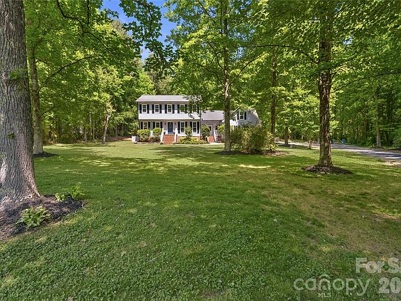 4th image of 1472 Farmstead Rd