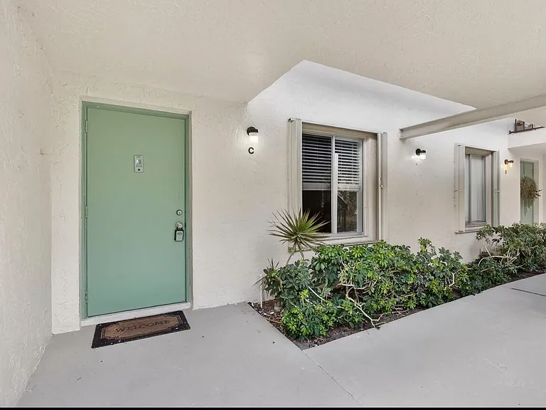 6258 Chasewood Dr #C — Photo 24