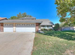 3803 W Avenue J4, Lancaster, CA 93536