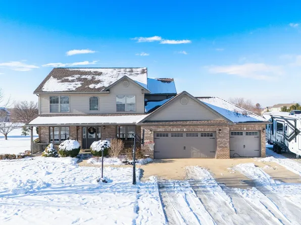 1415 Kelly Ln, Metamora, IL 61548