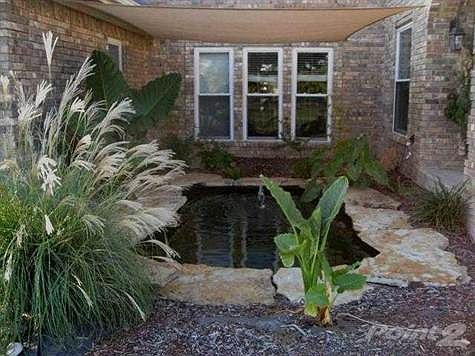 4th image of 6070 Oak Hollow Dr