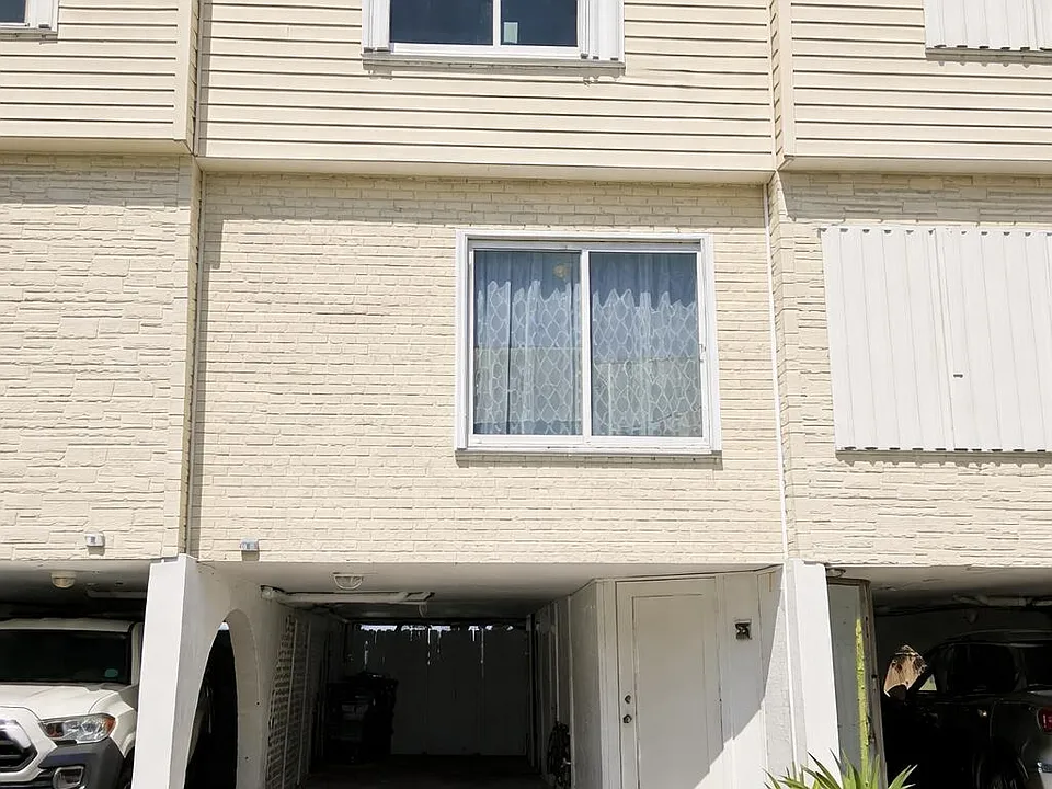 3314 Northside Dr #55