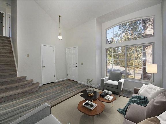 3rd image of 8242 Wilmington Dr