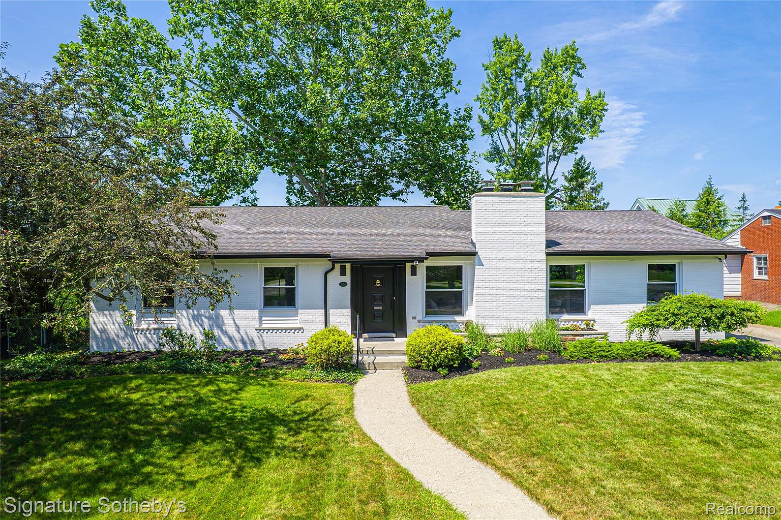 154 S Cranbrook Cross Rd, photo 1