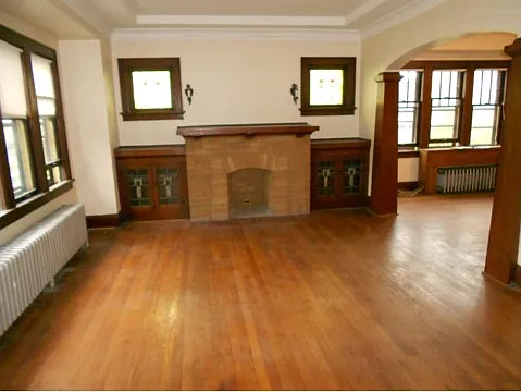 Living room - 1721 N Arlington Pl