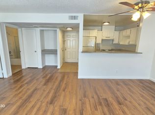 519 S Manhattan Pl #103, Los Angeles, CA 90020