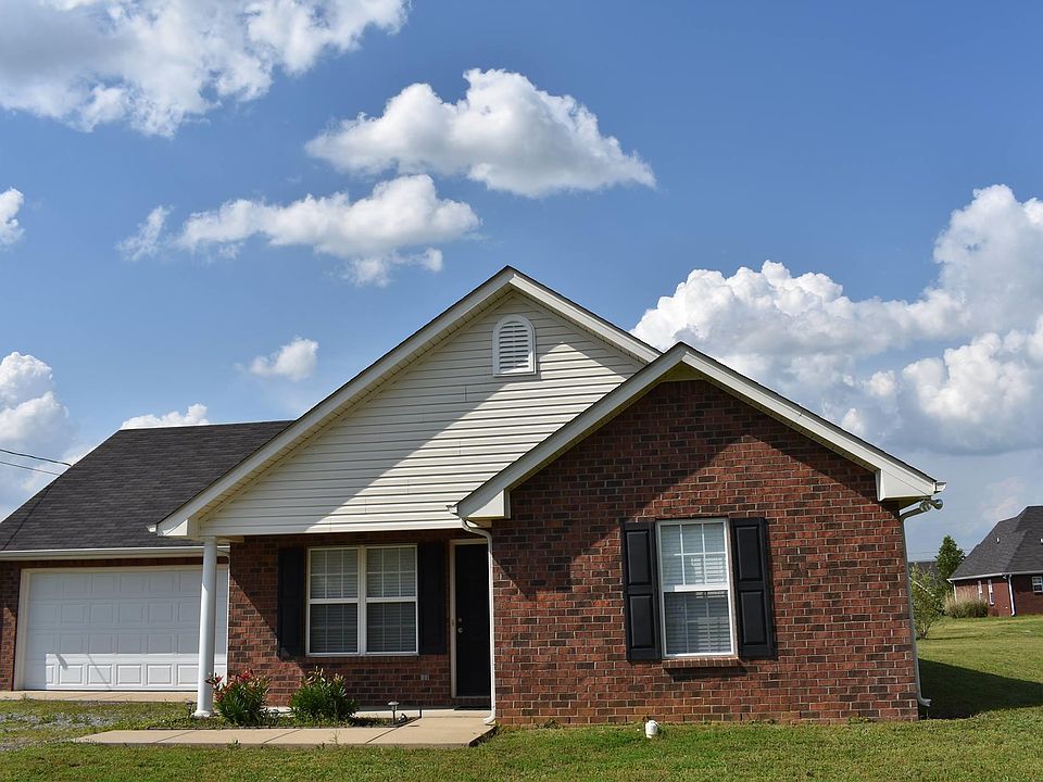 1st image of 2825 Cliffside Dr
