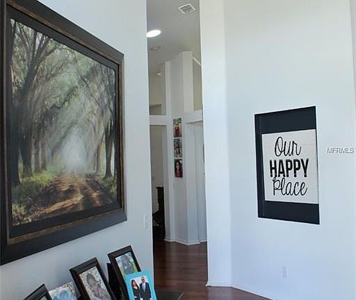 3rd image of 510 Silver Palms Cir