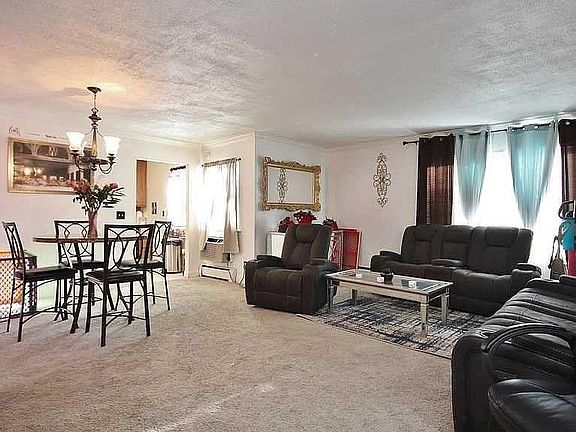 3rd image of 250 Beechwood Ave Unit 26B