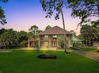 561 2nd St NE, Naples, FL 34120