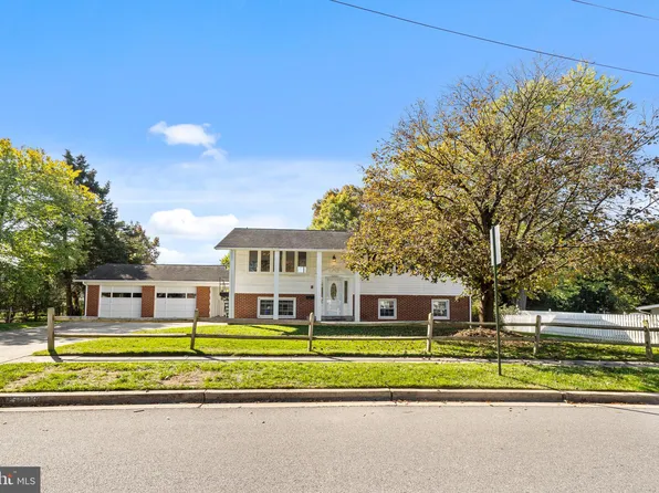 15203 Alan Dr, Laurel, MD 20707