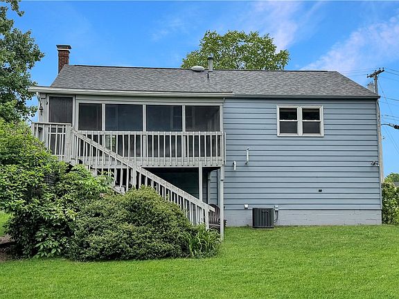 2nd image of 130 Shenango Rd