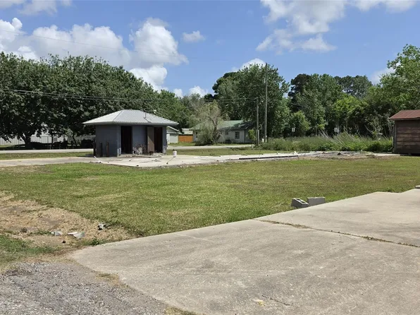 3538 10th St, Beaumont, TX 77705