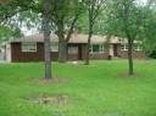 85 Tefft Ave, Elgin, IL 60120