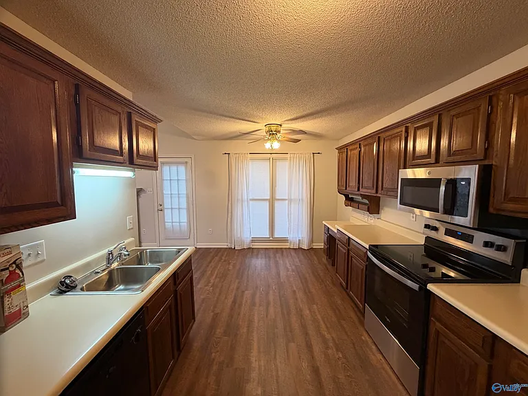 3029 Battlement Rd SW — Photo 10
