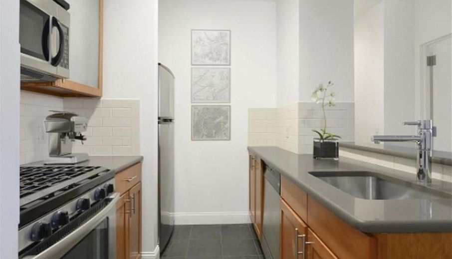 1st image of 327 E 101st St APT 6D