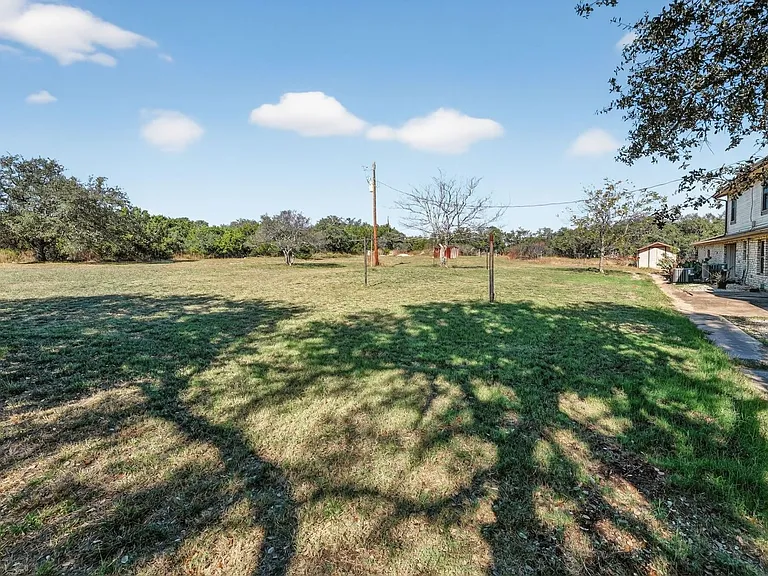 16200 Round Mountain Rd #B — Photo 29