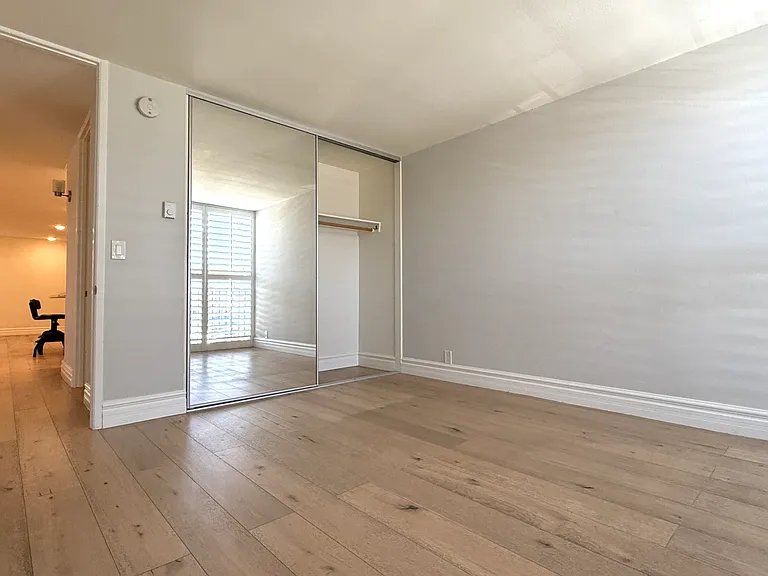 7811 Eads Ave #204 — Photo 9