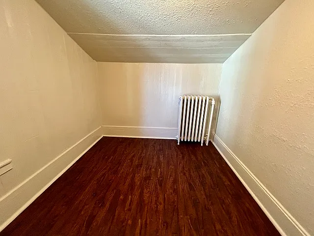 400 6th Pl NW #4 — Photo 9