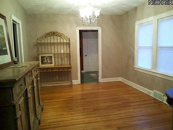 5th image of 14108 Lakewood Heights Blvd