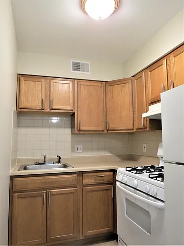 Floor plan University Villa Apartments - 4313-...