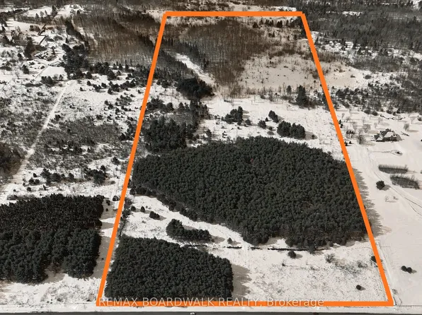 2955 Torwood Dr, Ottawa, ON K0A 1T0