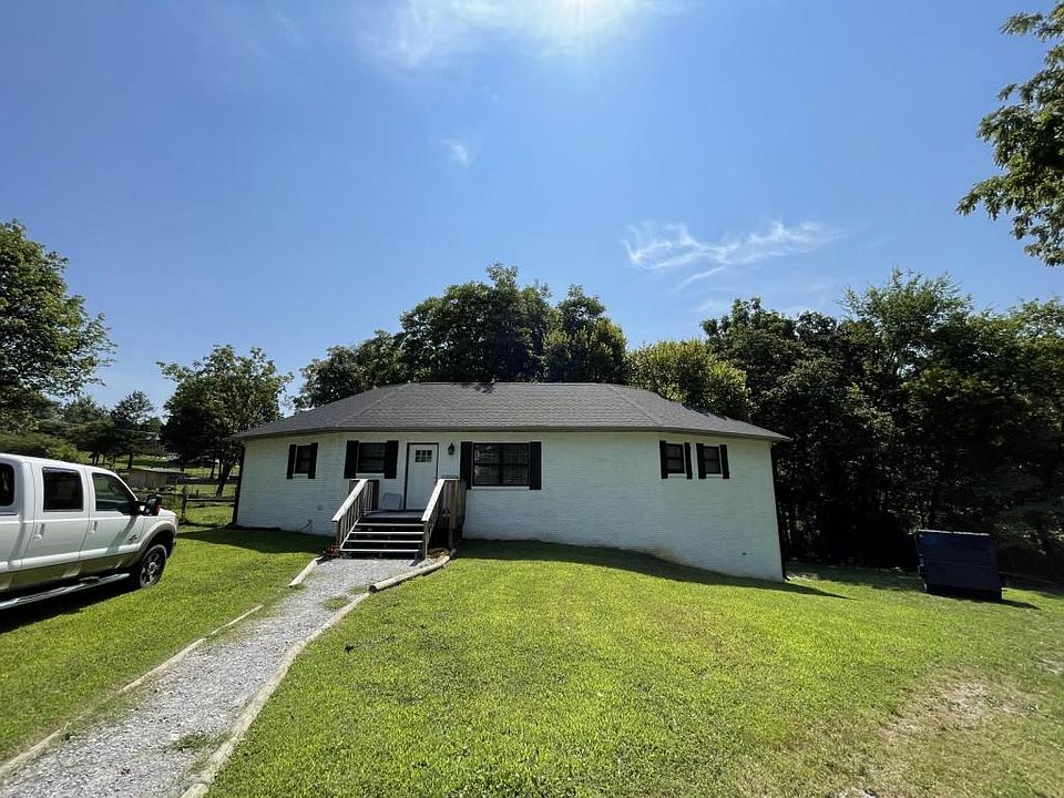 2nd image of 283 Burke Rd SE