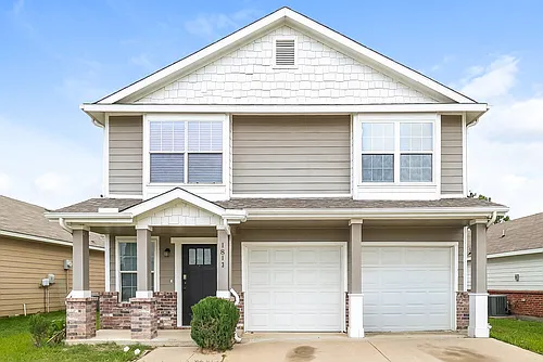 1813 Vineridge Ln Photo 1