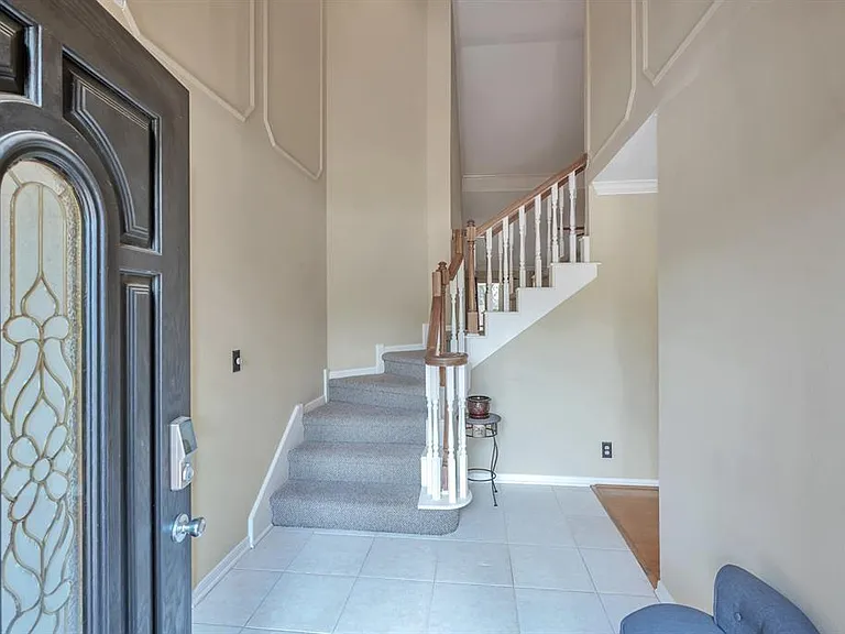 6303 Carissa Ct — Photo 2