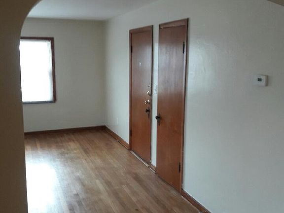 2nd image of 77 N Huron Ave APT 4