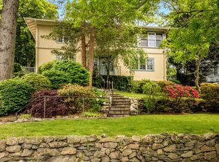 43 Mayhew Ave, Larchmont, NY 10538