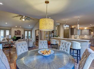 10926 Bob White Dr, Houston, TX 77096
