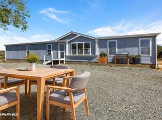 555 N Old Coach Trl, Dewey, AZ 86327