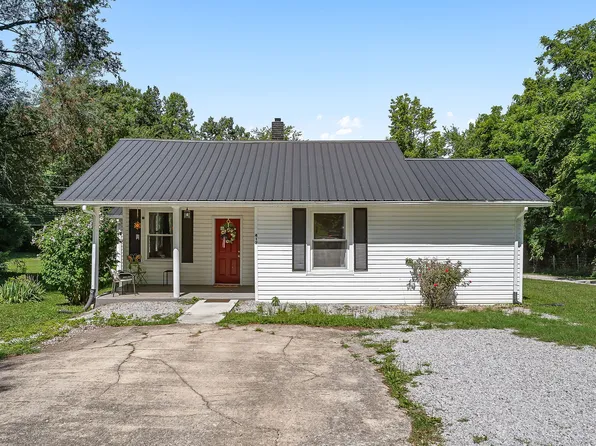 412 3rd Ave N, Baxter, TN 38544