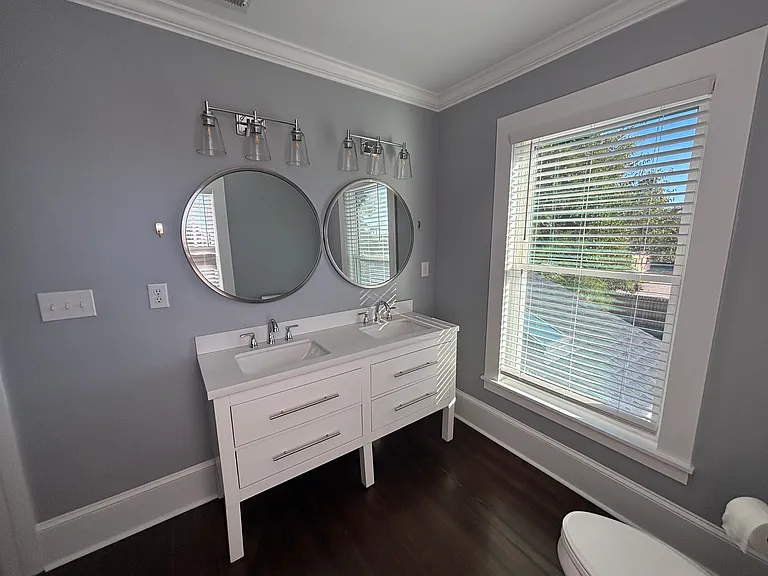 313 W Fisher Ave — Photo 18