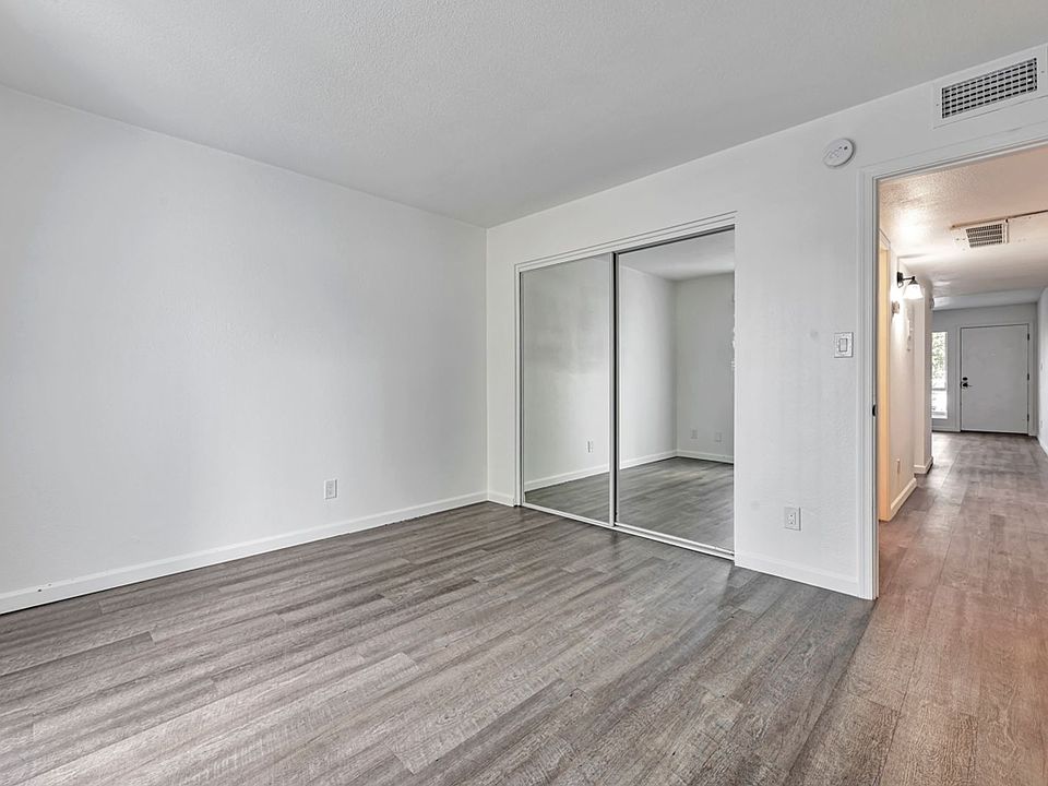 2nd image of 4236 N 14th St APT 1