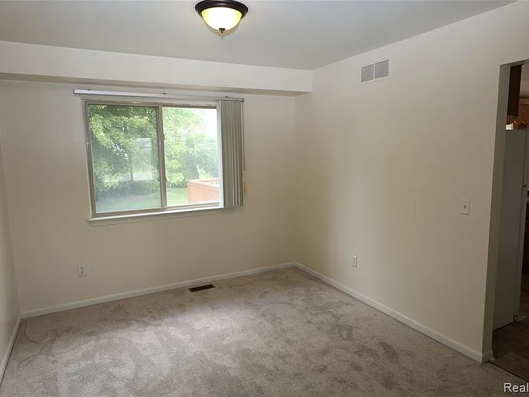 3361 Milcroft Ct — Photo 21