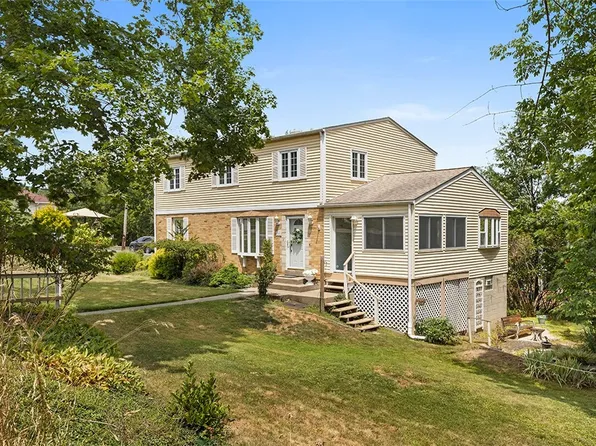 2391 Wyland Ave, Allison Park, PA 15101