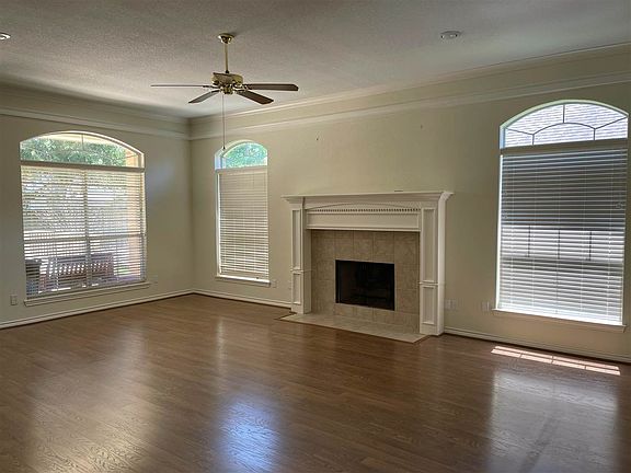 2nd image of 213 Royal Way