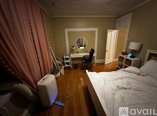 59 Egmont St #6, Brookline, MA 02446