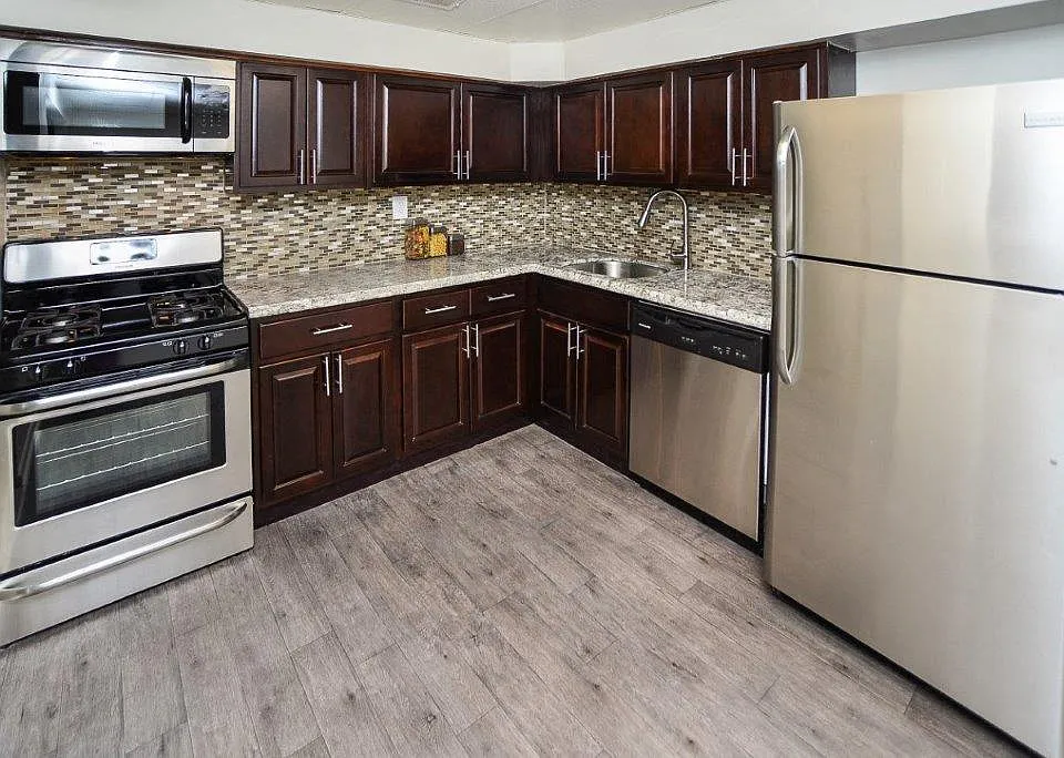Montgomery Woods Townhomes
