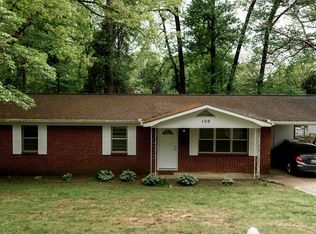 109 Oak Dr, Greenville, SC 29611